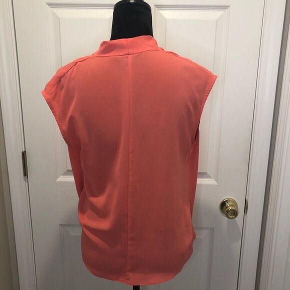 Mossimo sleeveless blouse with tank size small - Picture 8 of 9